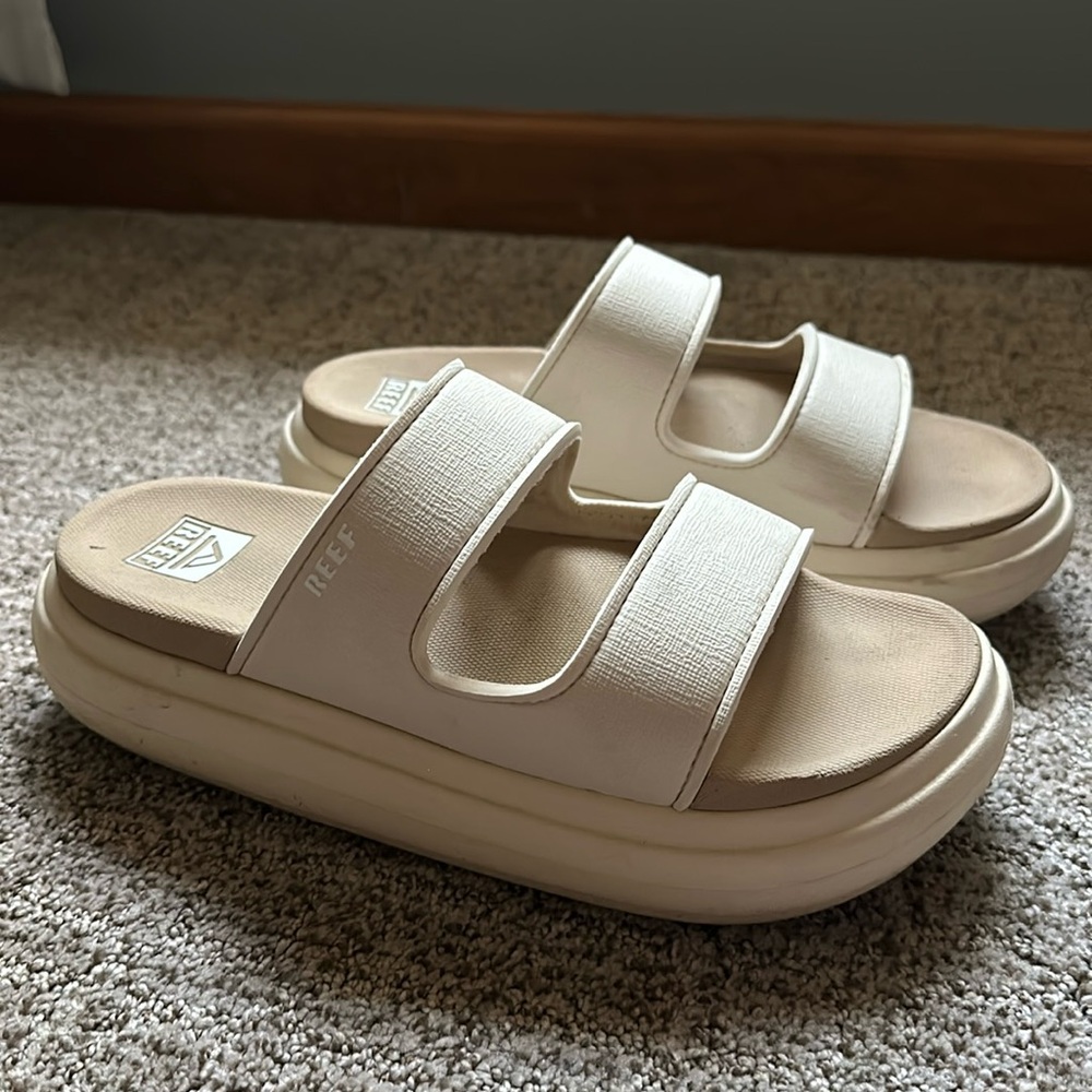 Women’s Reef Platform Sandals